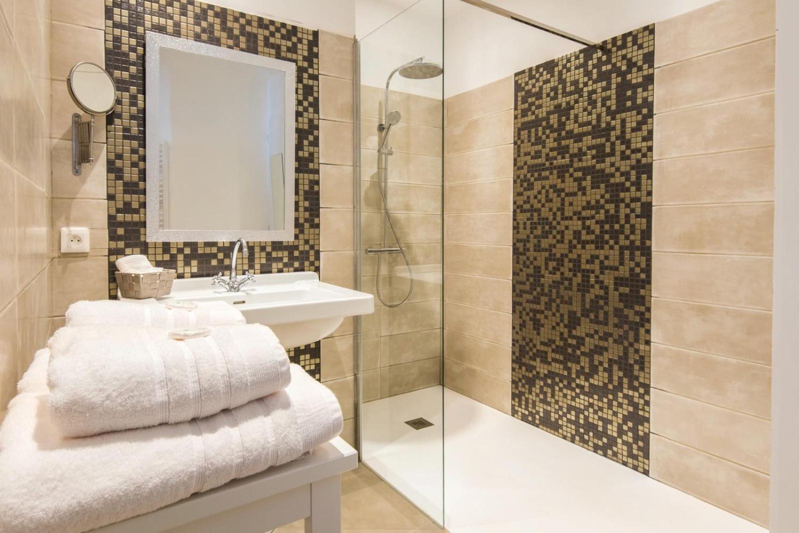 B&B Les Chambres D'Aime Carcassonne Buitenkant foto